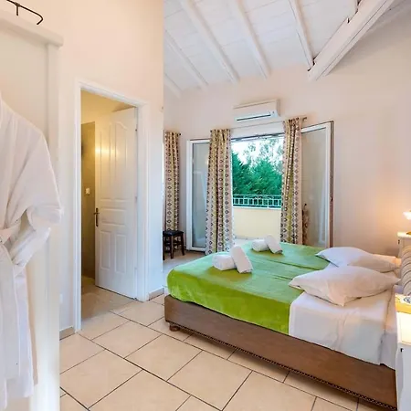 Beach House Apraos Kalamaki Corfu *